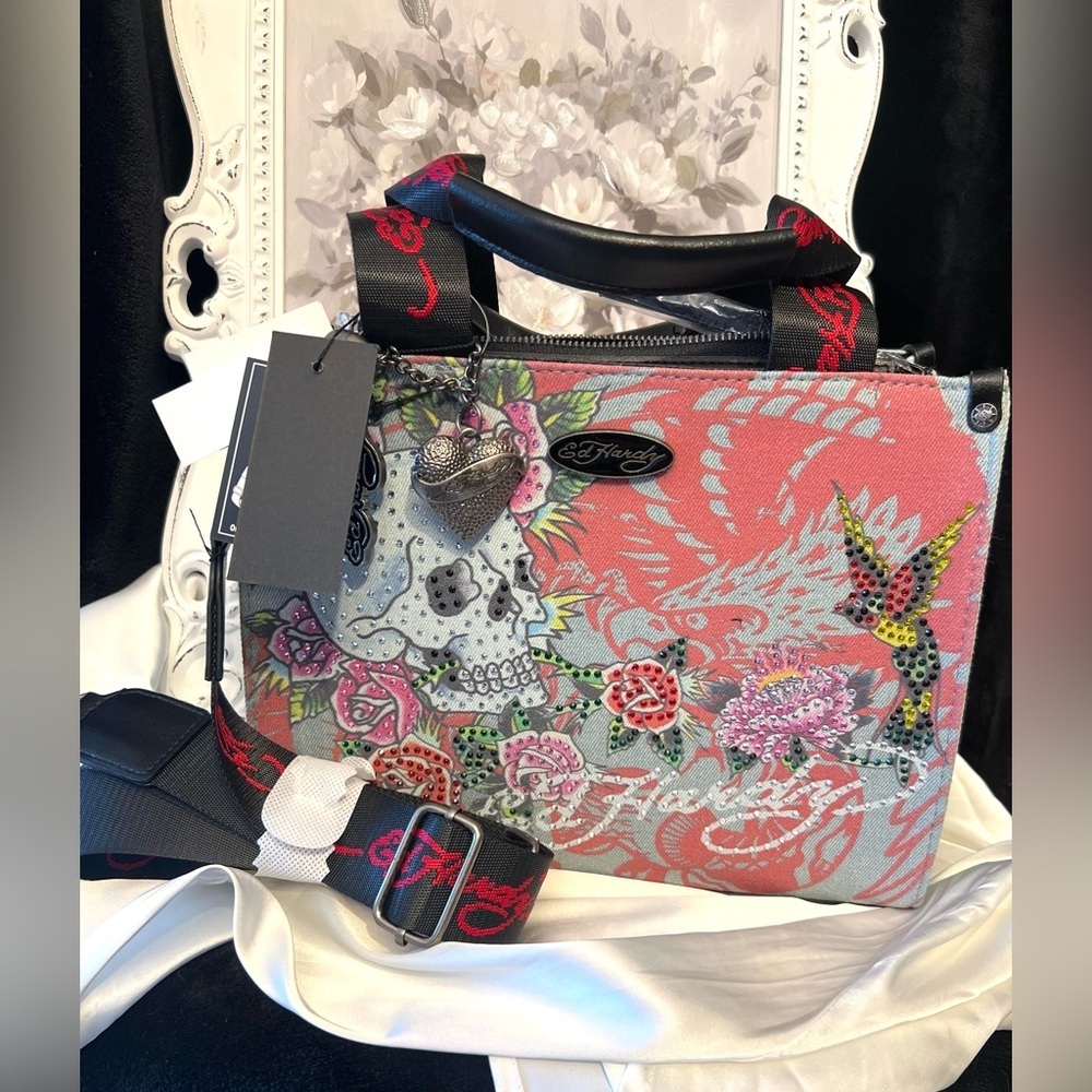 🌹☠️Ed Hardy Skull Rose Rhinestone Denim Tote🌹☠️-NWT - Picture 13 of 17